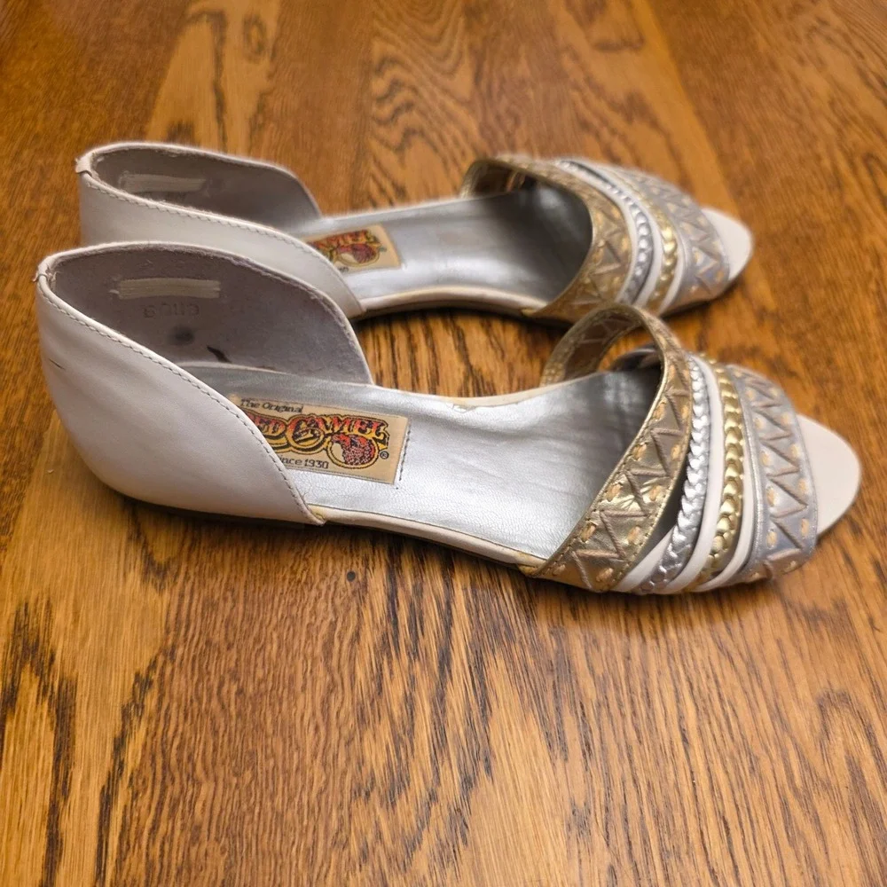 Vintage Red Camel White Gold Silver Strappy Embellished Sandals 80s  sz 5 Rare‎